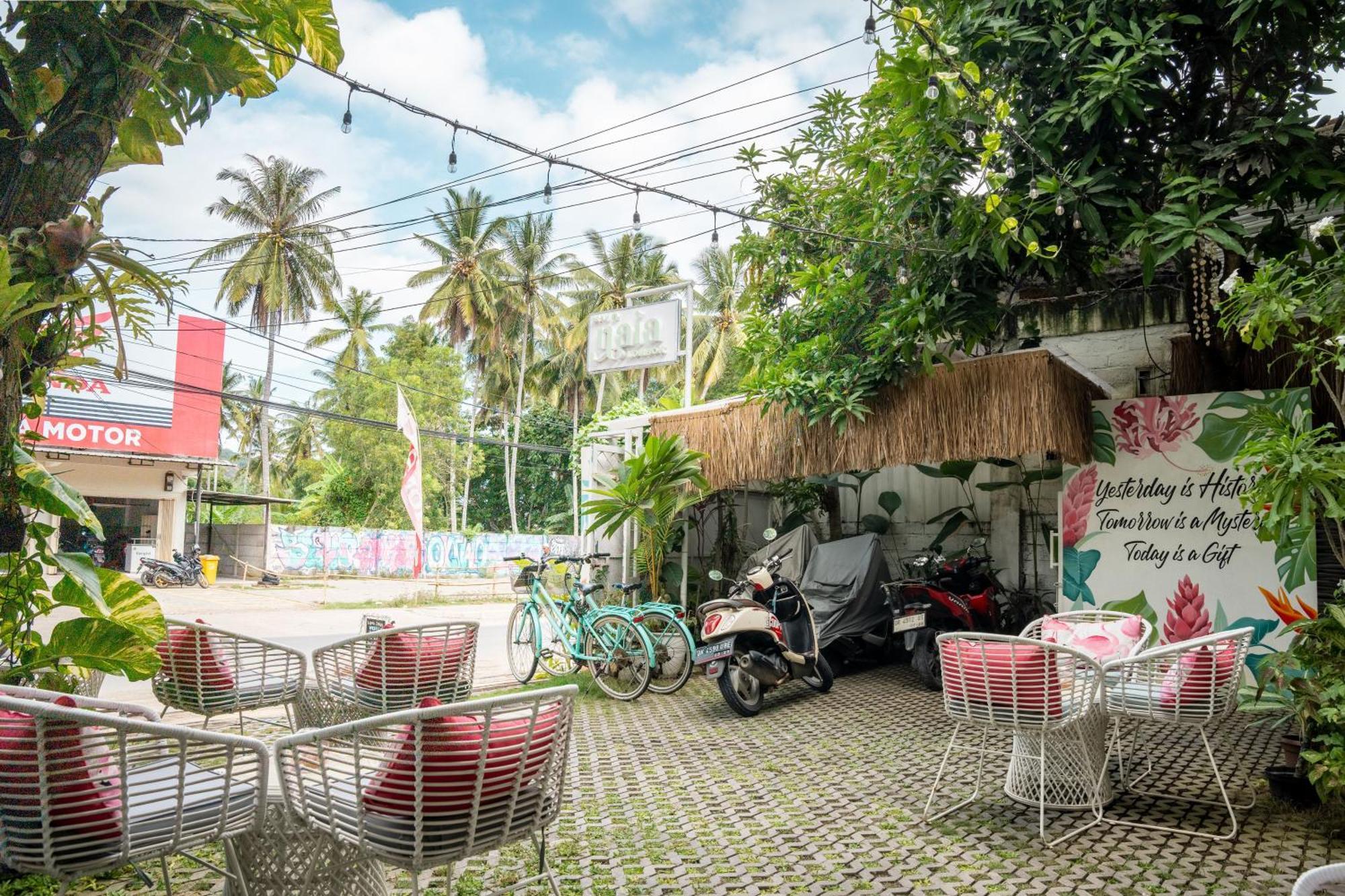 Naia Lombok Hotel Kuta  Buitenkant foto